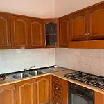 Villa Joli - 120Sqm - 3 Bedroom - 2 Baths House With Yard & Parking In Central Vlore