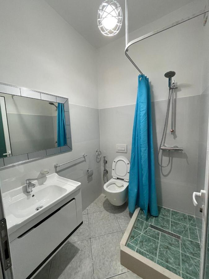 Joli - 120sqm - 3 Bedroom - 2 Baths House With Yard & Parking In Casa vacanze *